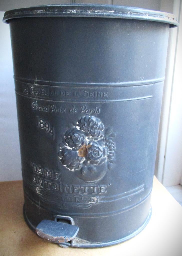 Pedaalemmer~Dame Antoinette Brocante Afval emmer metaal~, Ophalen, Met pedaal, Zo goed als nieuw, Metaal