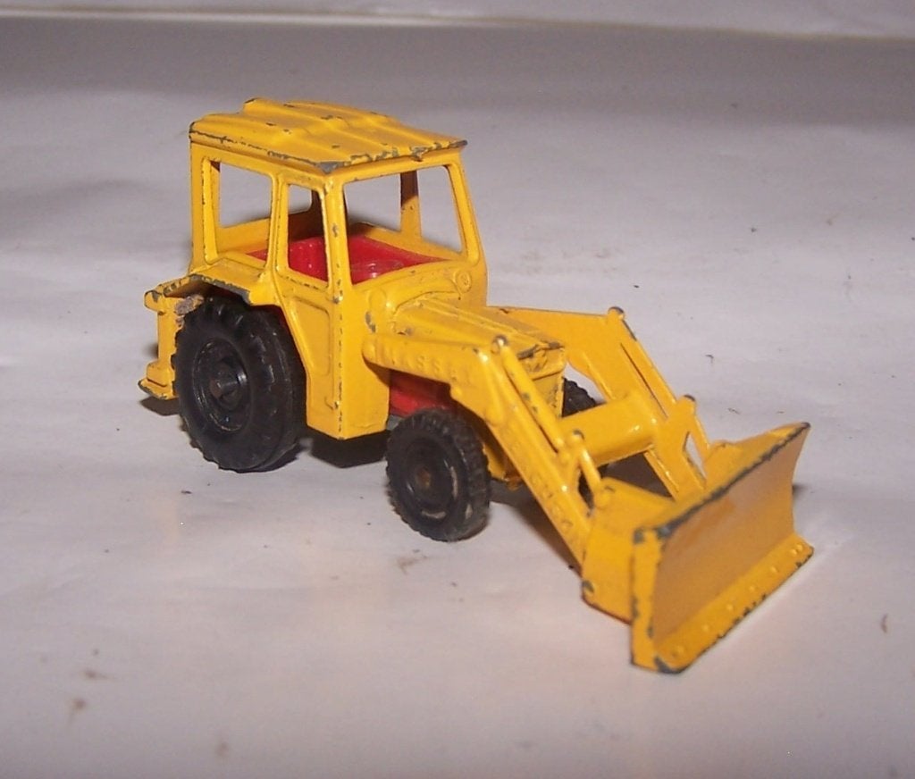 Vintage Corgi Juniors Massey Ferguson 3303 Tractor m. Shovel, Ophalen of Verzenden, Zo goed als nieuw, Tractor of Landbouw