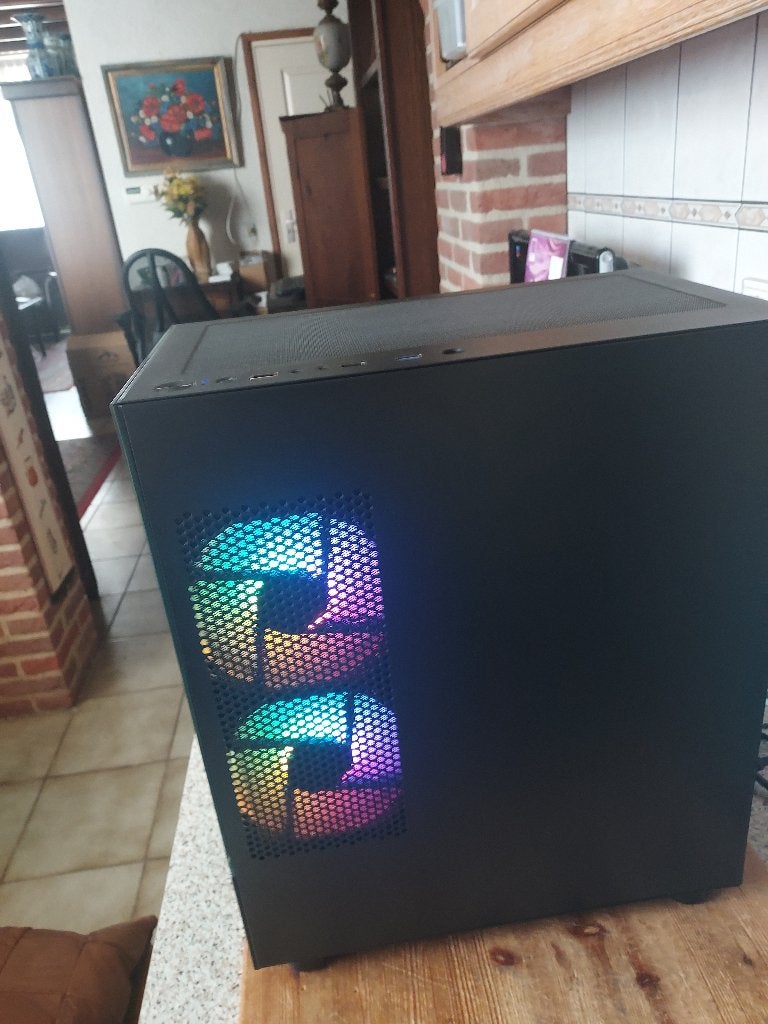 Te Koop Desktop Gaming Computer Met-Intel-i7-6700-3.40 GHZ, Ophalen, Zo goed als nieuw, Gaming, HDD