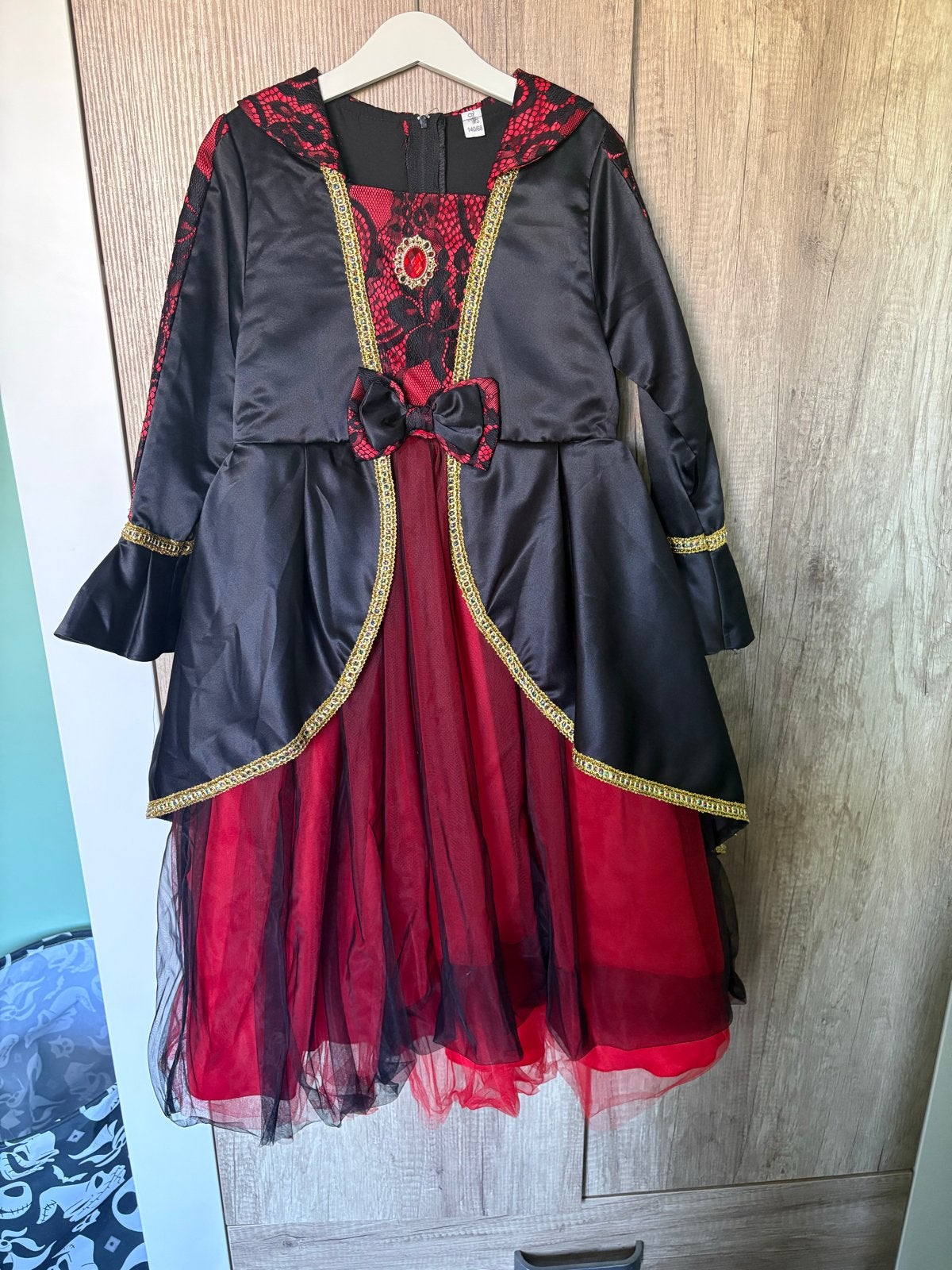 Prachtige Verkleedjurk Maat 134/140 - Zgan, Kinderen en Baby's, Carnavalskleding en Verkleedspullen, Ophalen of Verzenden, Zo goed als nieuw