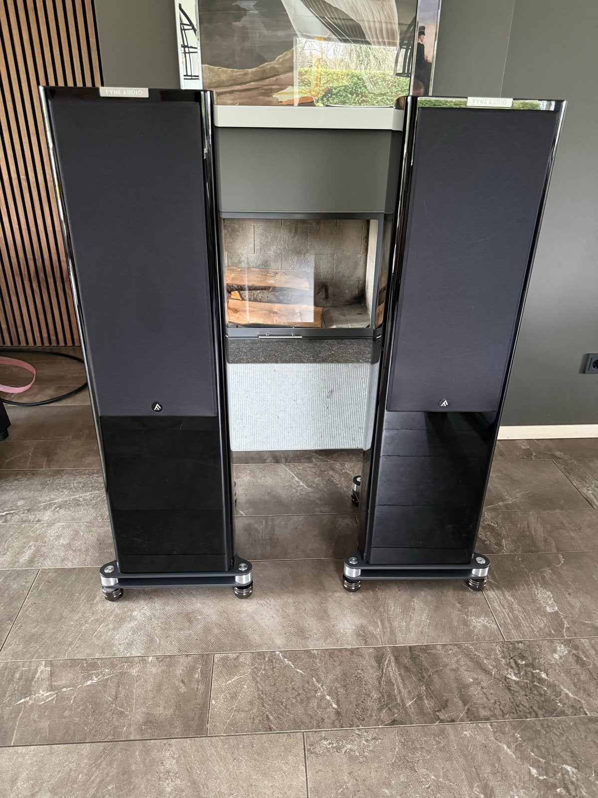 Fyne Audio F702 hoogglans zwart, Audio, Tv en Foto, Luidsprekers, Vloerstaande luidspreker, Zo goed als nieuw, Basreflex, Ophalen