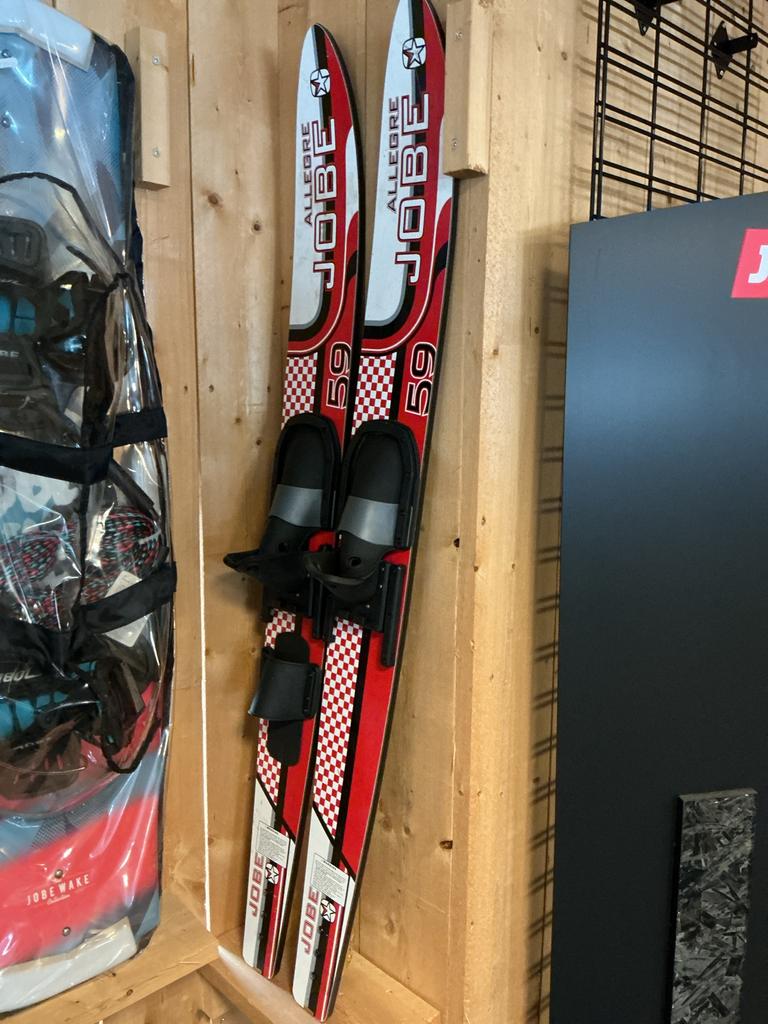 Jobe Allegre Waterski's - Rood/Wit (59 inch), Watersport en Boten, Waterski's, Ophalen of Verzenden, Gebruikt, 160 cm of meer
