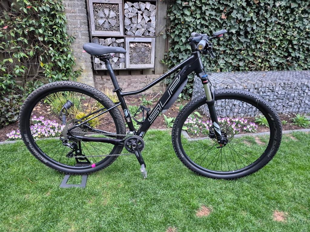 Bijna nieuwe MTB Superior Modo damesfiets in het zwart., Fietsen en Brommers, Fietsen | Mountainbikes en ATB, Ophalen, Overige merken