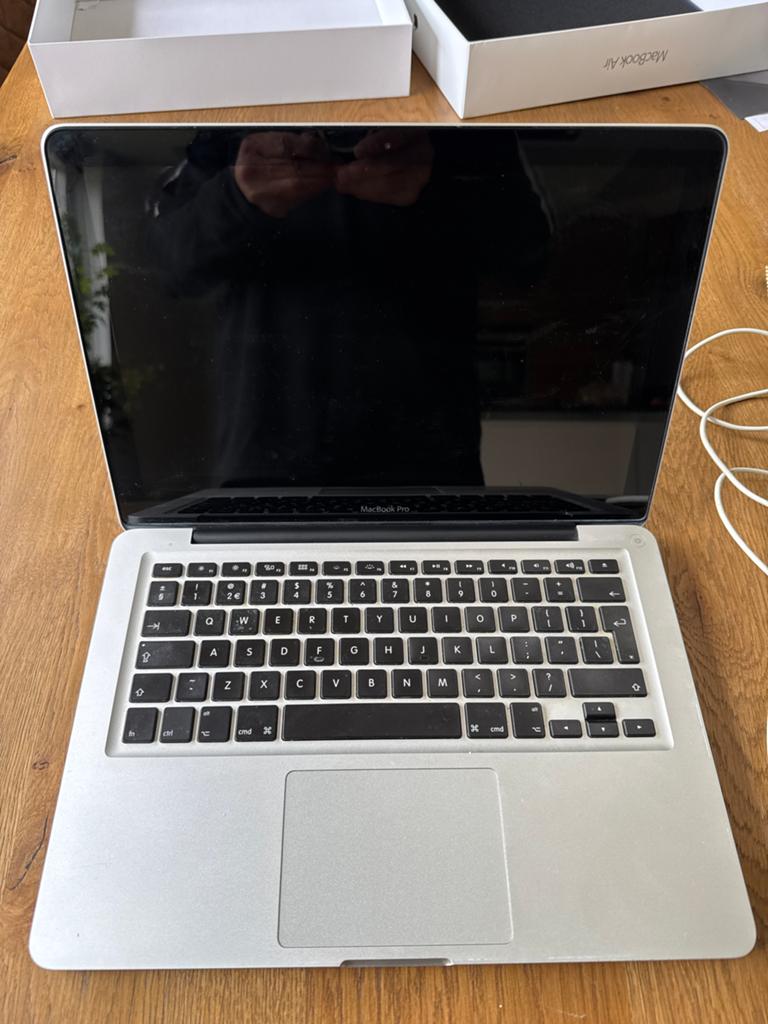 Apple MacBook Pro 13 inch, MacBook Pro, Gebruikt, 2 tot 3 Ghz, 13 inch