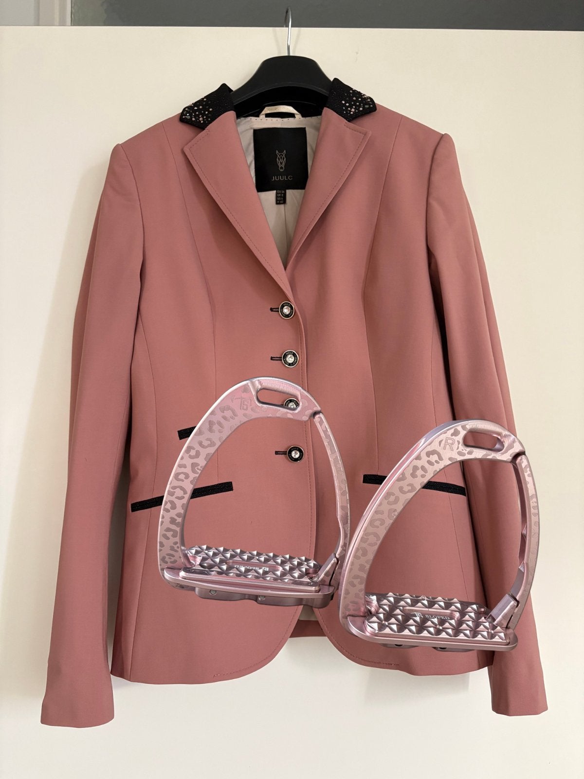 Roze wedstrijd set JuulC en limited edition tech stirrups, Dieren en Toebehoren, Ophalen of Verzenden, Nieuw