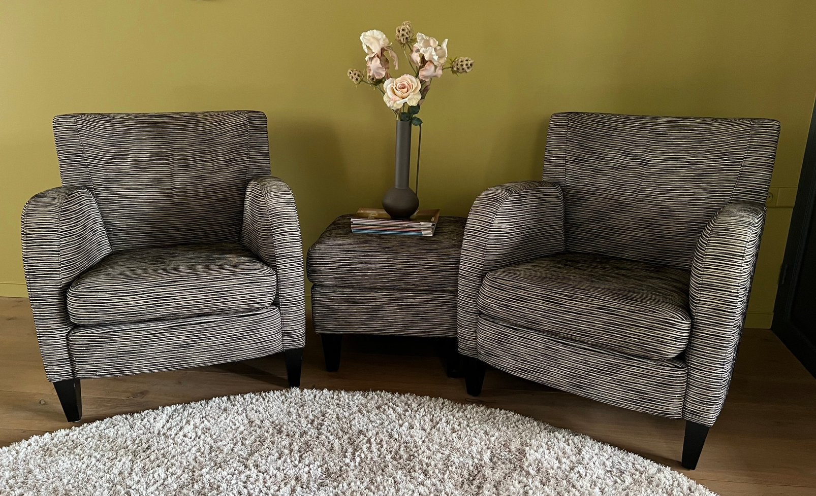 Fauteuils met hocker van Bench model Momo zgan, Ophalen, Zo goed als nieuw, Stof, 50 tot 75 cm