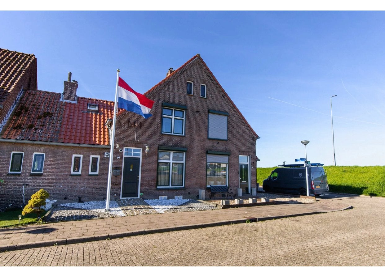 Te koop:Autentiek wonen aan de Rijn., Huizen en Kamers, Huizen te koop, 100 m², Gelderland, Tot 200 m², 3 kamers