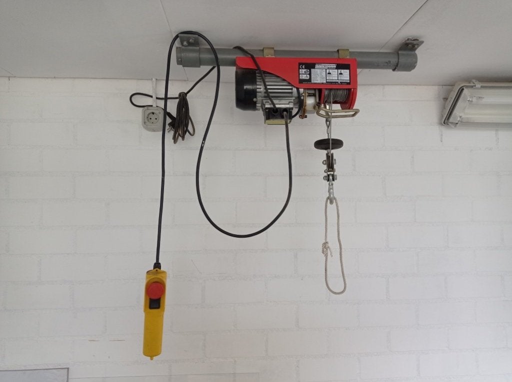 Elektrische kabeltakel incl. Zwenkarm, Ophalen, Zo goed als nieuw, Elektrisch