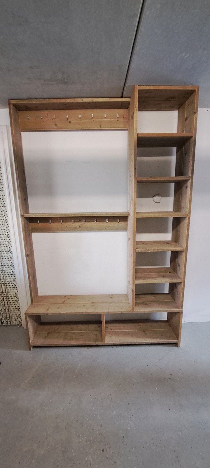 Steigerhouten wandmeubel met planken en kapstokhaken, Huis en Inrichting, Kasten | Overige, Ophalen