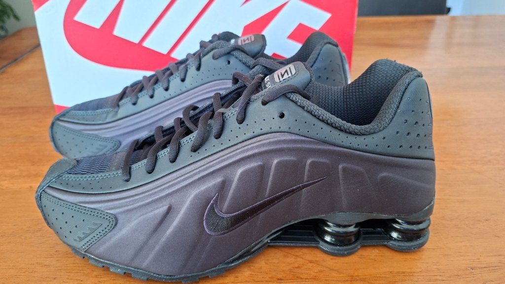 Nike Shox R4 Cave Purple Black, Zwart, Nike, Nieuw, Ophalen of Verzenden