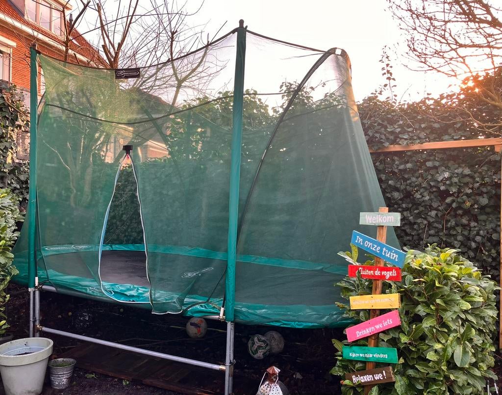 Grote ovale trampoline (423x244 cm) met veiligheidsnet., Ophalen, Gebruikt