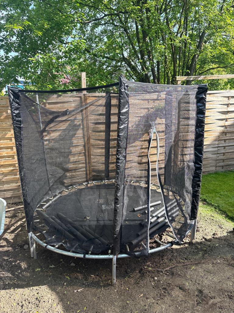 Gratis Trampoline, Ophalen of Verzenden, Gebruikt