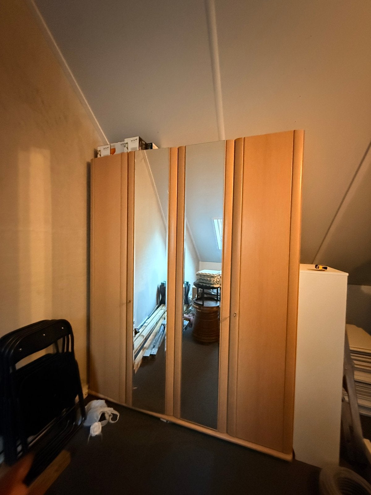 Grote kast, gratis. Moet dit weekend weg!, Ophalen, 200 cm of meer, 150 tot 200 cm, Zo goed als nieuw