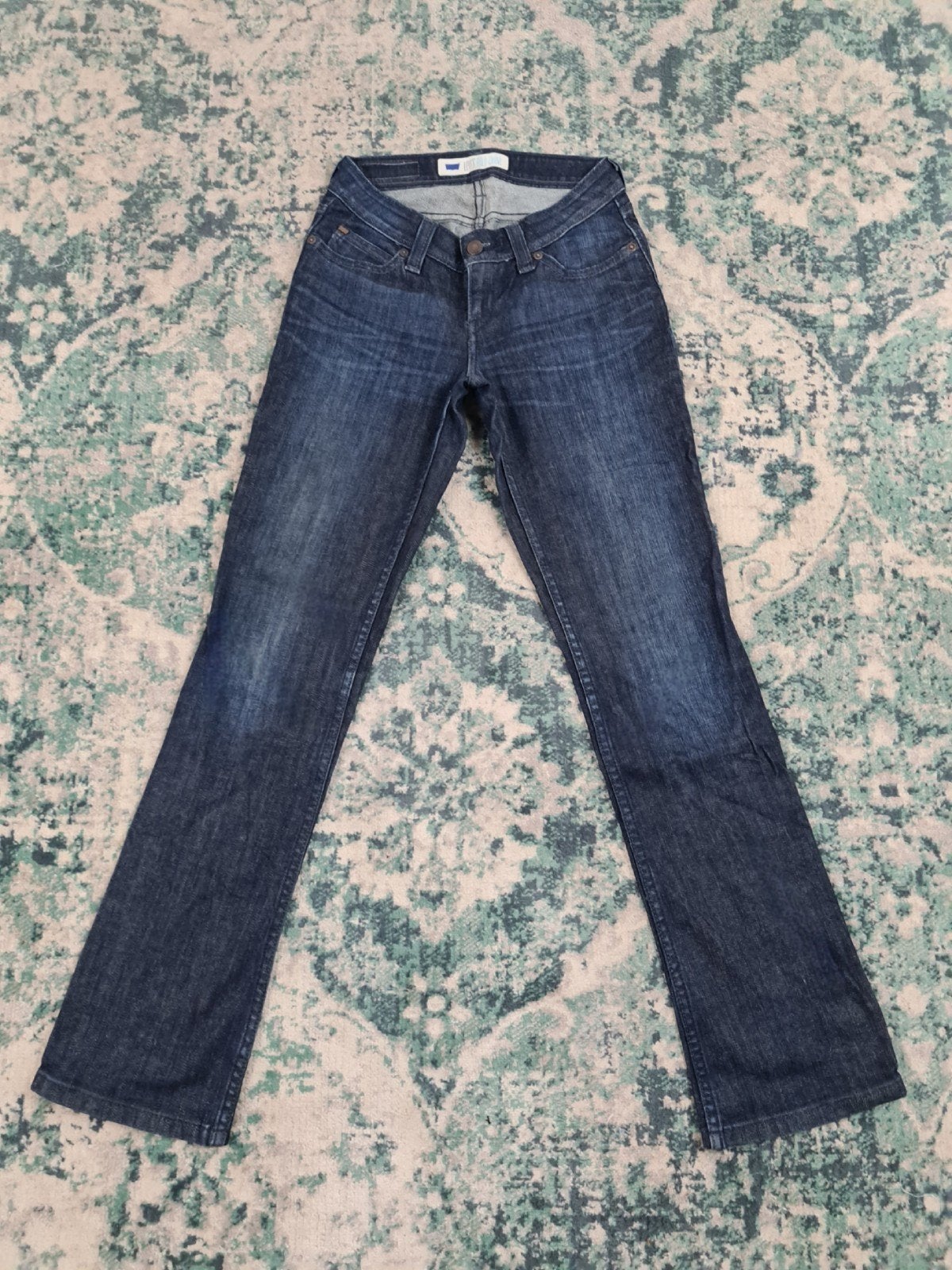 Levi's bold curve W24 L30 Dames Tulsi2430 Low-rise

Er zit g, Blauw, Ophalen of Verzenden, Zo goed als nieuw, W30 - W32 (confectie 38/40)