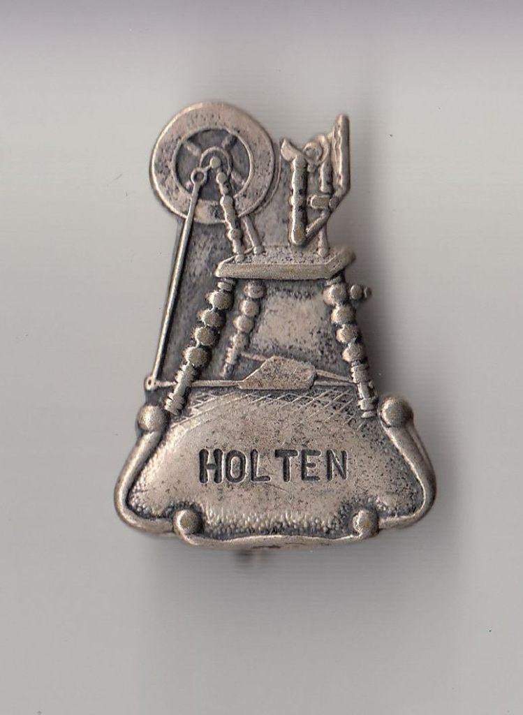 Holten Spinnewiel broche, Gebruikt, Niet vindbaar, Niet vindbaar, Speldje of Pin