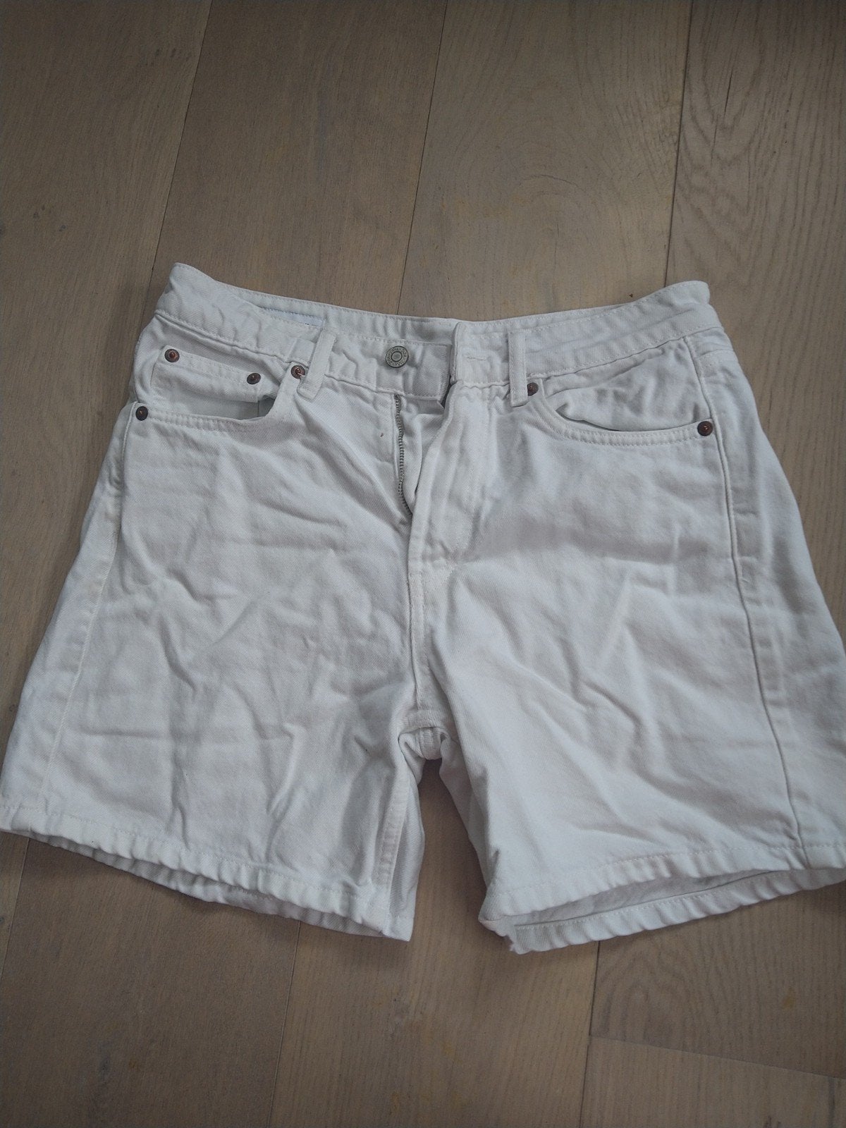 Witte Zara denim shorts - Maat 38, Maat 38/40 (M), Kort, Ophalen of Verzenden, Zo goed als nieuw