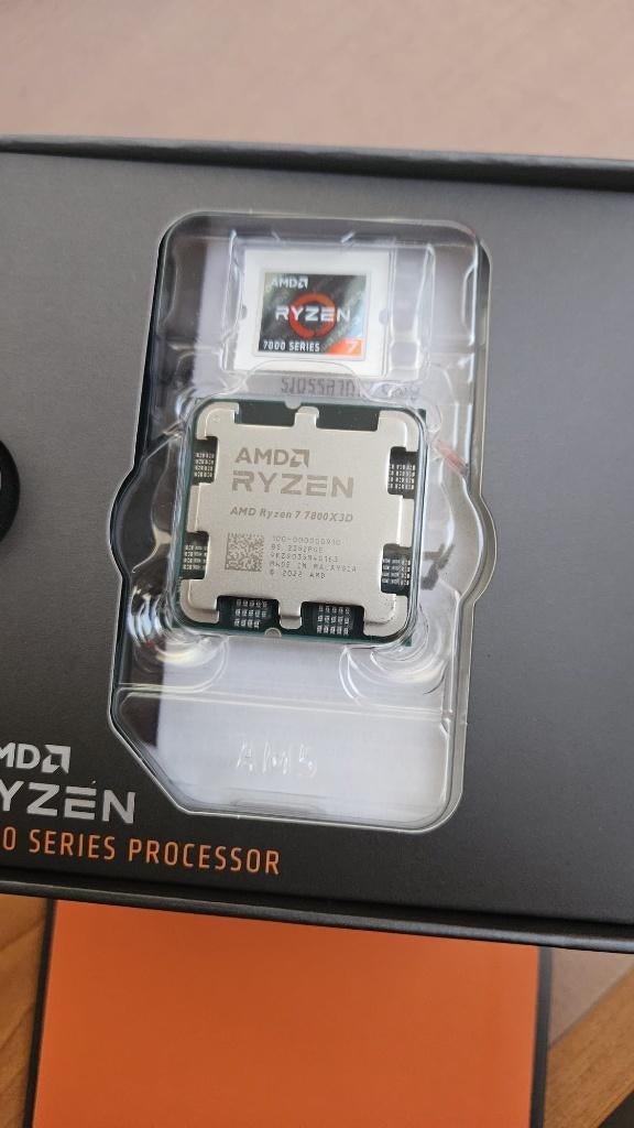 AMD Ryzen 7 7800X3D, Computers en Software, Processors, Gebruikt, AMD Ryzen 7, 4 Ghz of meer, Socket AM5