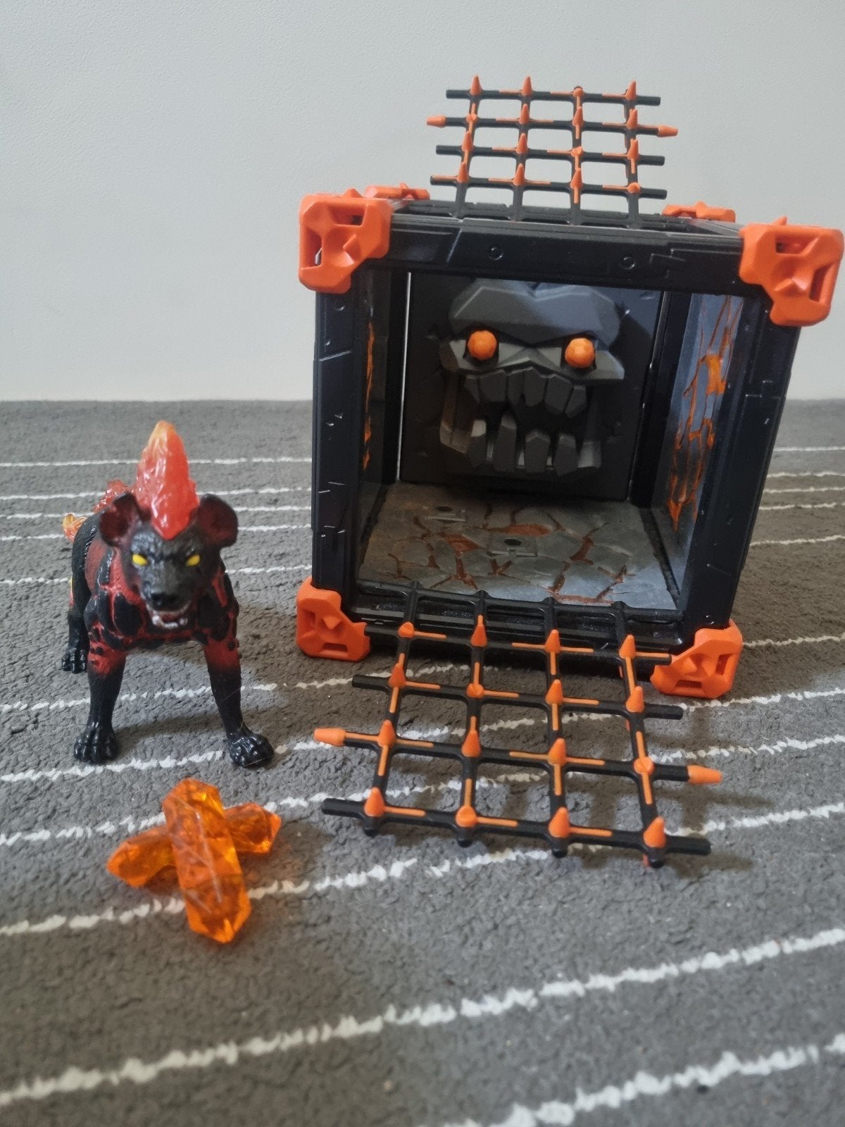 schleich Eldrador Creatures | BattleCave Lavahyena, Ophalen of Verzenden, Zo goed als nieuw