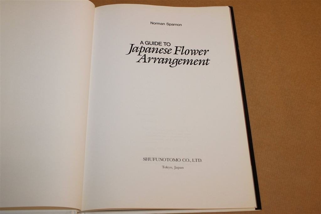 A Guide to Japanese Flower Arrangement — Ikebana Gids, Ophalen of Verzenden, Gelezen, Tekenen en Schilderen