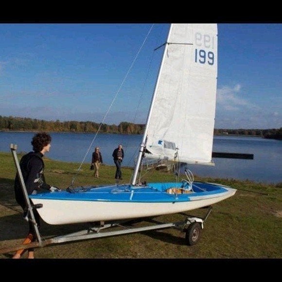 Gratis Contender zeilboot (opknapper), Ophalen, Gebruikt