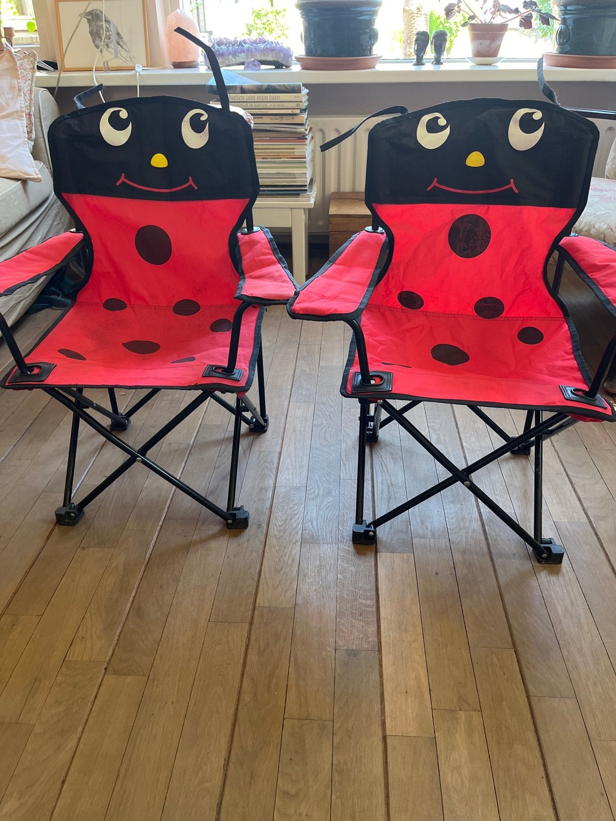 2 lieveheersbeestje kinderstoeltjes, Ophalen, Gebruikt, Overige typen