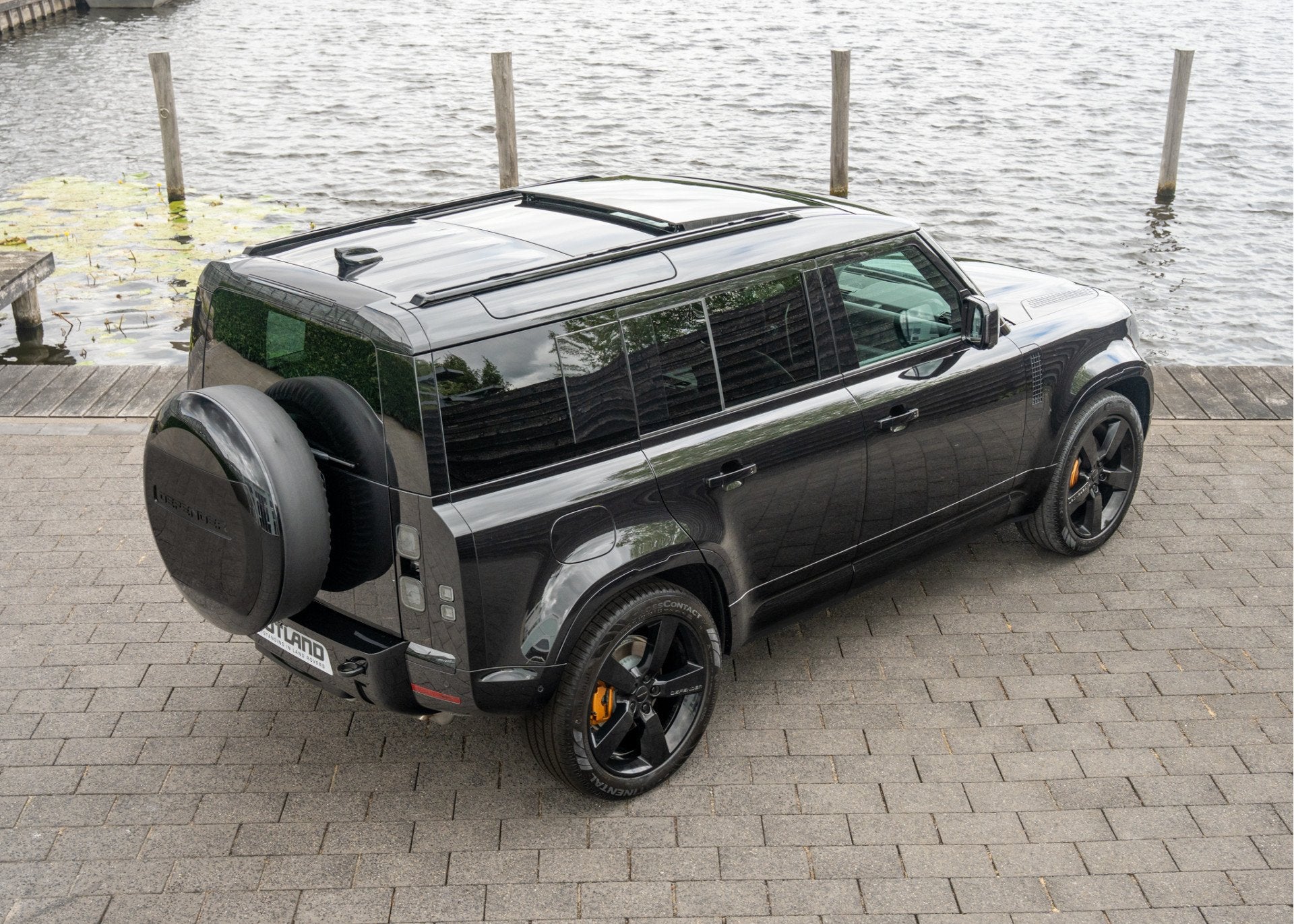 Land Rover Defender 110 P300e 110 X-Dynamic HSE | Full Optio, Automaat, Dealer onderhouden, Gebruikt, Zwart