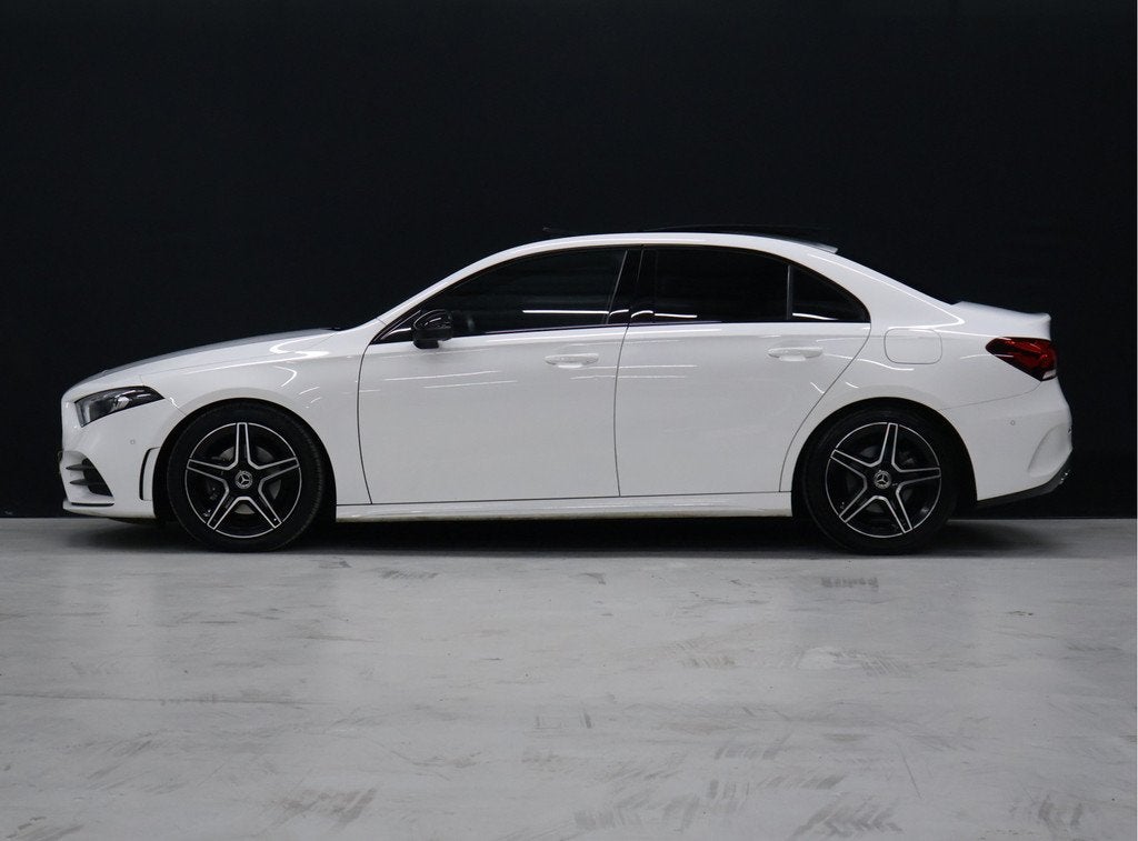 Mercedes-Benz A-Klasse 200 Advantage AMG [SCHUIFDAK, CAMERA,, Automatische klimaatregeling, Gebruikt, 4 cilinders, Wit