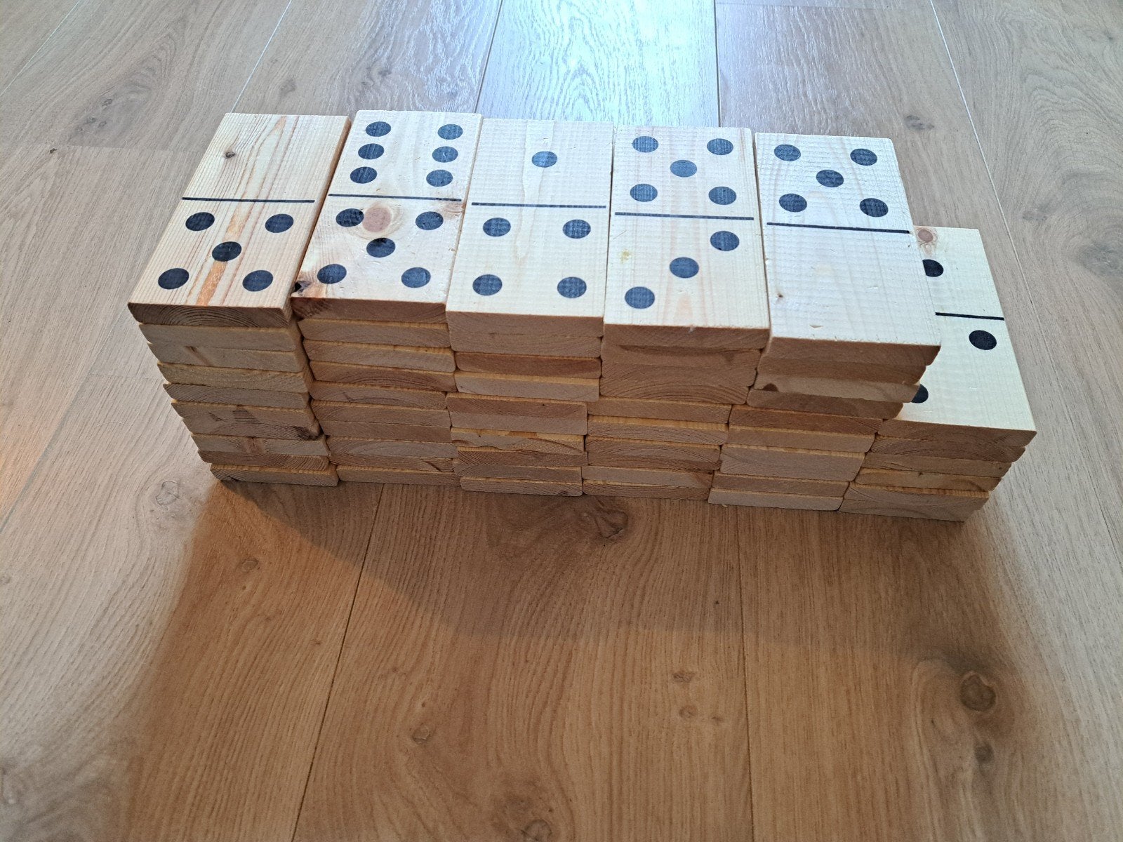 Groot Houten Domino Spel voor Buiten - Zomerplezier!, Vijf spelers of meer, Ophalen, Gebruikt