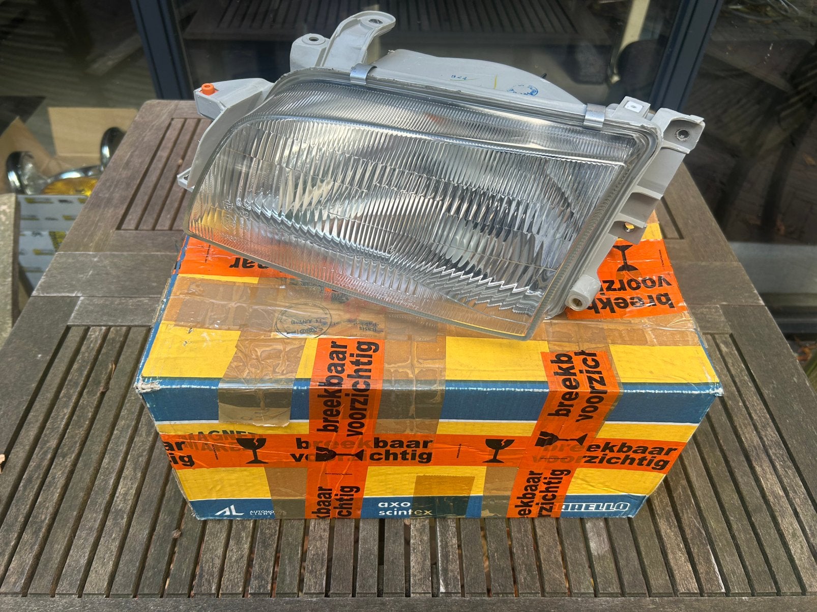 Koplamp links Toyota Carina E - nieuw, Ophalen of Verzenden, Nieuw, Toyota