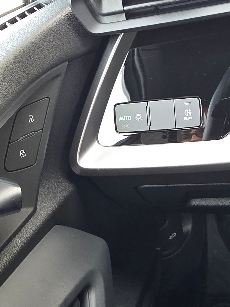 Foto 25 van Audi A3 35 Tfsi 150pk Mhev S-tronic 2023 Grijs