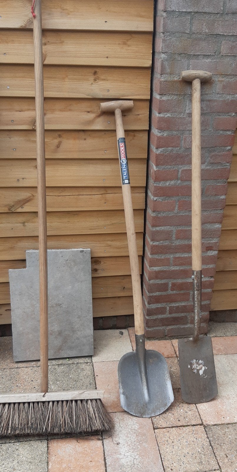 Bezem, schep en steekschep, Tuin en Terras, Ophalen, Gebruikt, Bezem