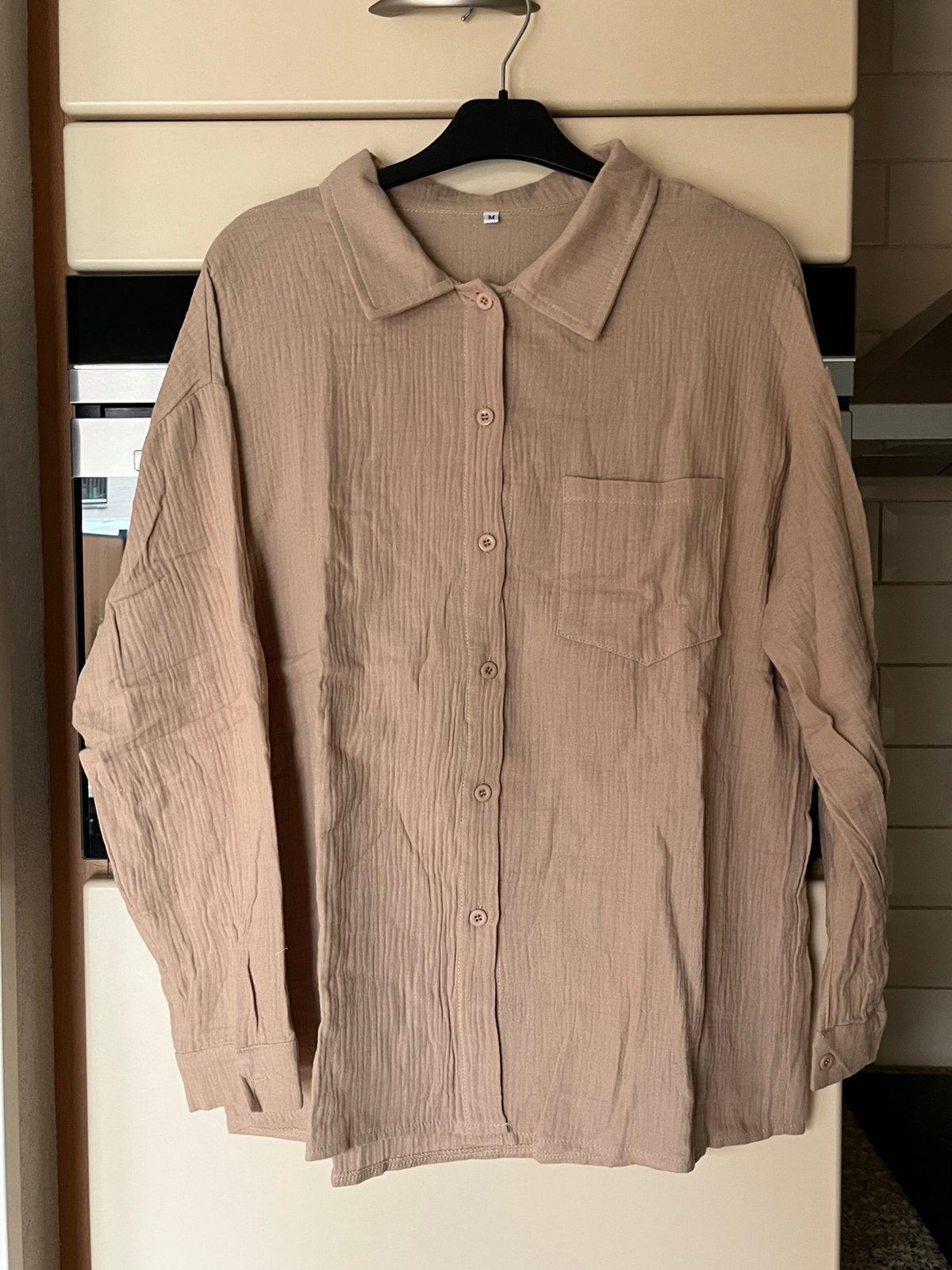 Katoenen khaki tweedelige set: blouse en broek, maat M., Ophalen of Verzenden, Nieuw, Maat 38/40 (M), Beige