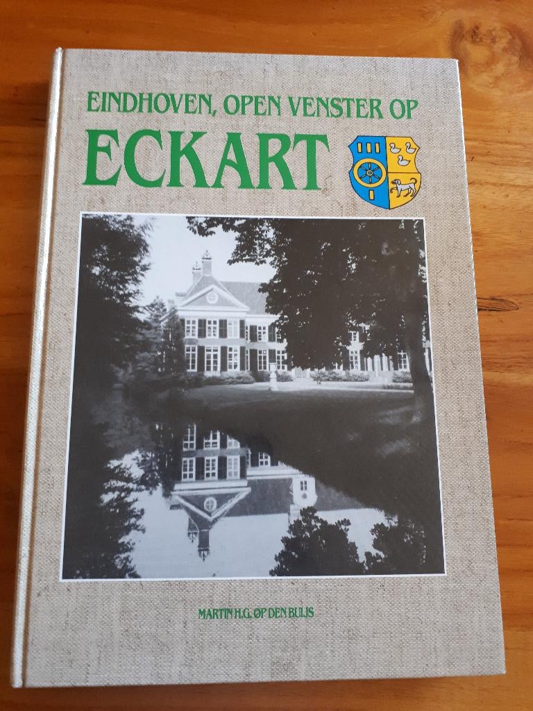Eindhoven, open venster op eckart, Ophalen of Verzenden, Zo goed als nieuw