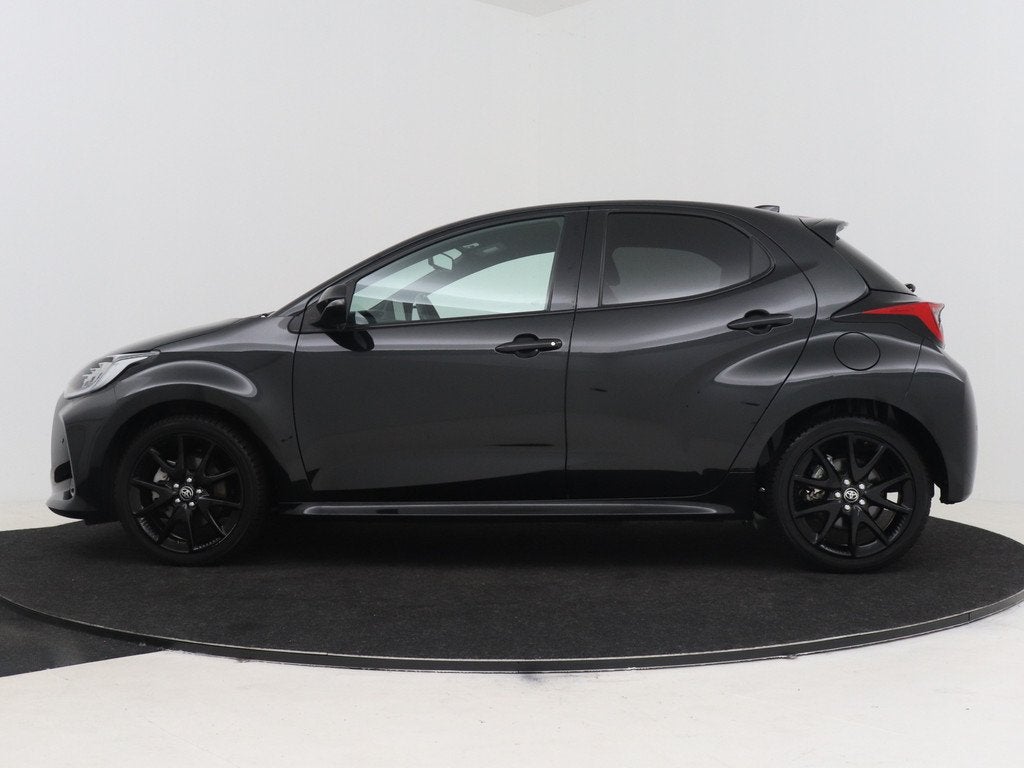Toyota Yaris 1.5 Hybrid Executive | BTW voertuig | Dealer on, 12 maanden, 450 kg, Gebruikt, Bedrijf