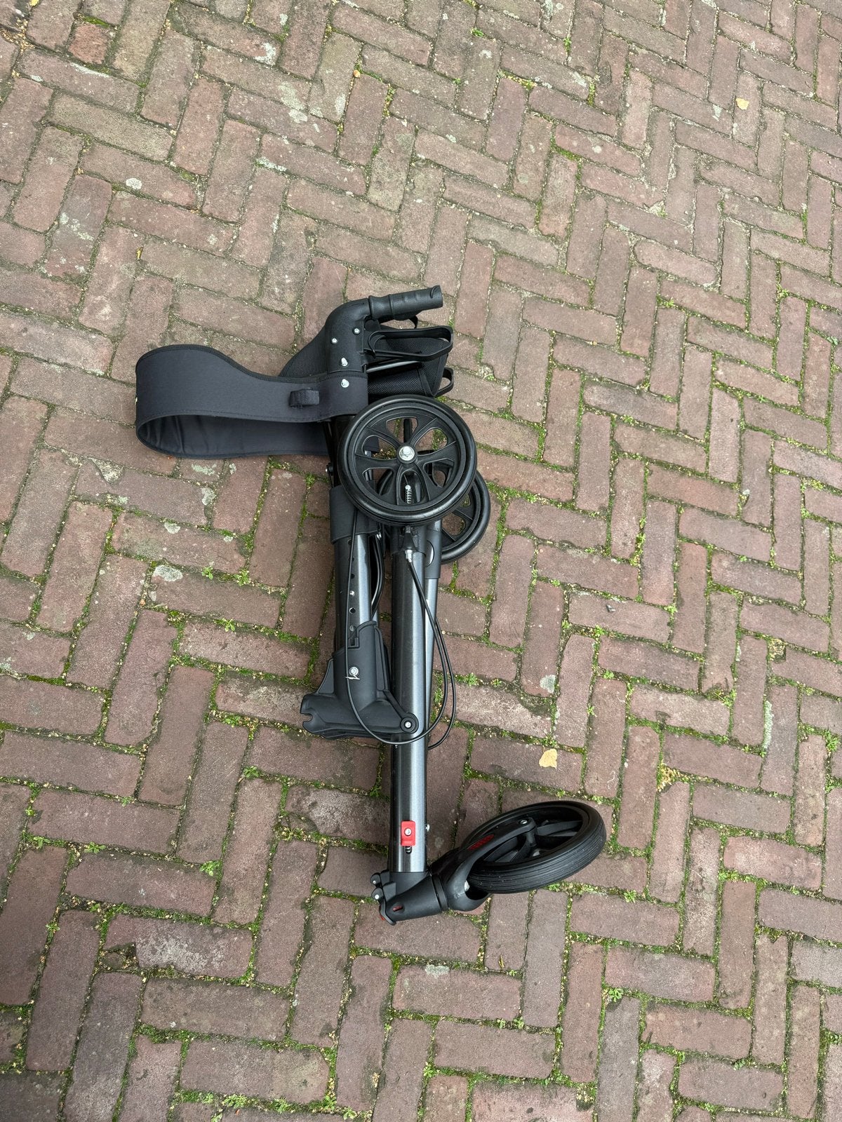 Te koop lichtgewicht rollator, Diversen, Ophalen, Lichtgewicht, Zo goed als nieuw
