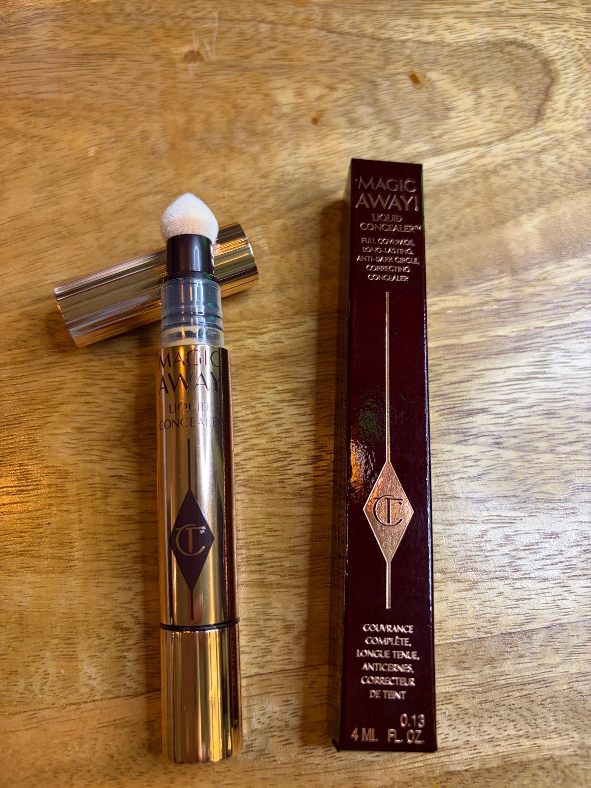 Charlotte Tilbury Magic Away Concealer 7.5 Medium, Overige kleuren, Gehele gezicht, Nieuw, Ophalen of Verzenden