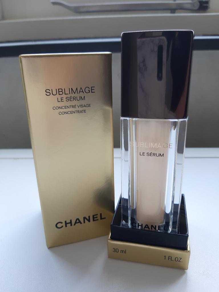 Sublimage Le Serum 30ML., Verzenden, Nieuw, Gehele gezicht, Verzorging