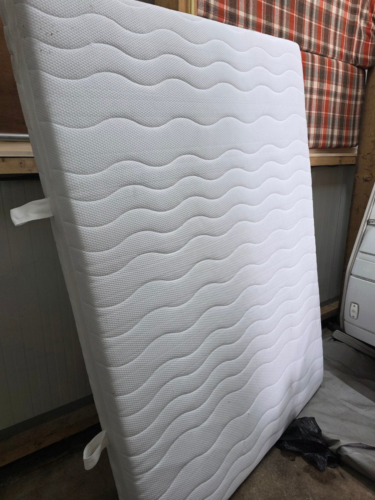 Comfortabel matras, zo goed als nieuw, Ophalen of Verzenden