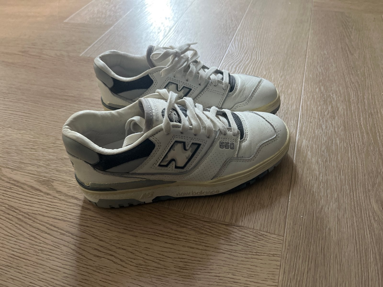 New Balance 550 sneakers maat 40, Wit, Ophalen of Verzenden, Sneakers of Gympen, Zo goed als nieuw