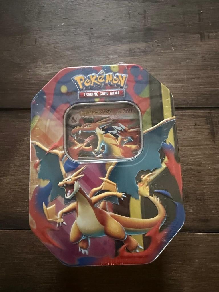 Pokemon Charizard Tin (sealed), Ophalen of Verzenden, Nieuw, Boosterbox, Foil