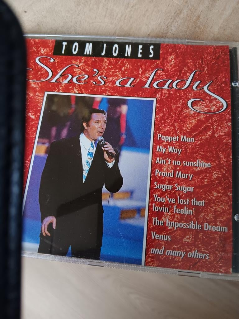 Tom Jones - She's a Lady CD (1992), Ophalen of Verzenden, Gebruikt