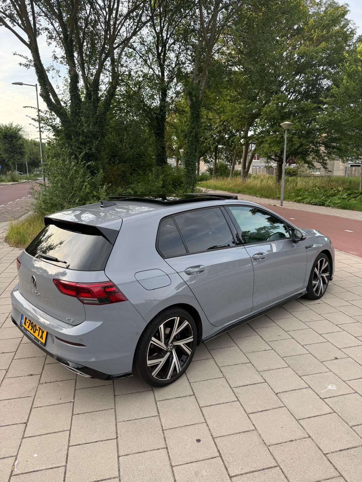 Volkswagen Golf 1.5 Etsi 150pk 7-DSG 2021 Grijs, Auto's, Volkswagen, 1498 cc, 680 kg, 4 cilinders, Origineel Nederlands