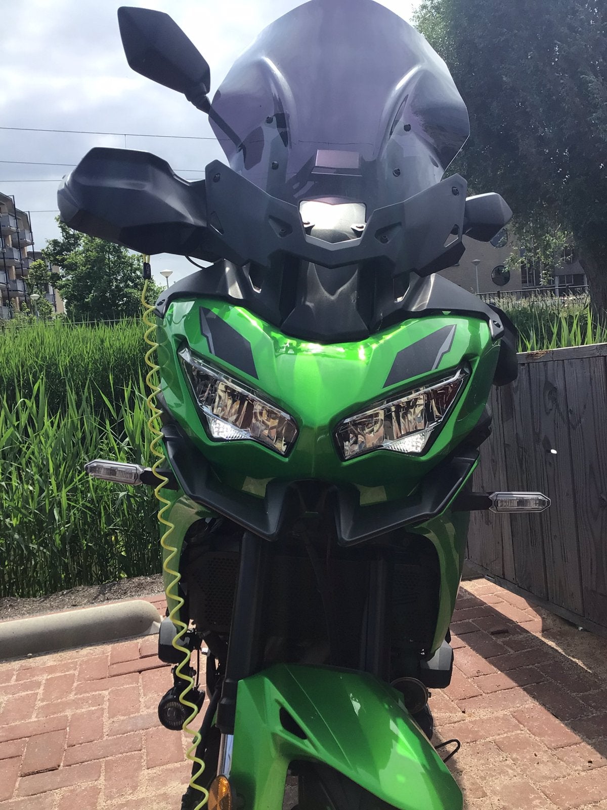 Kawasaki 650 Versys Bj 2022 Nw Type + Benelli 502c, Motoren, Ophalen, Gebruikt