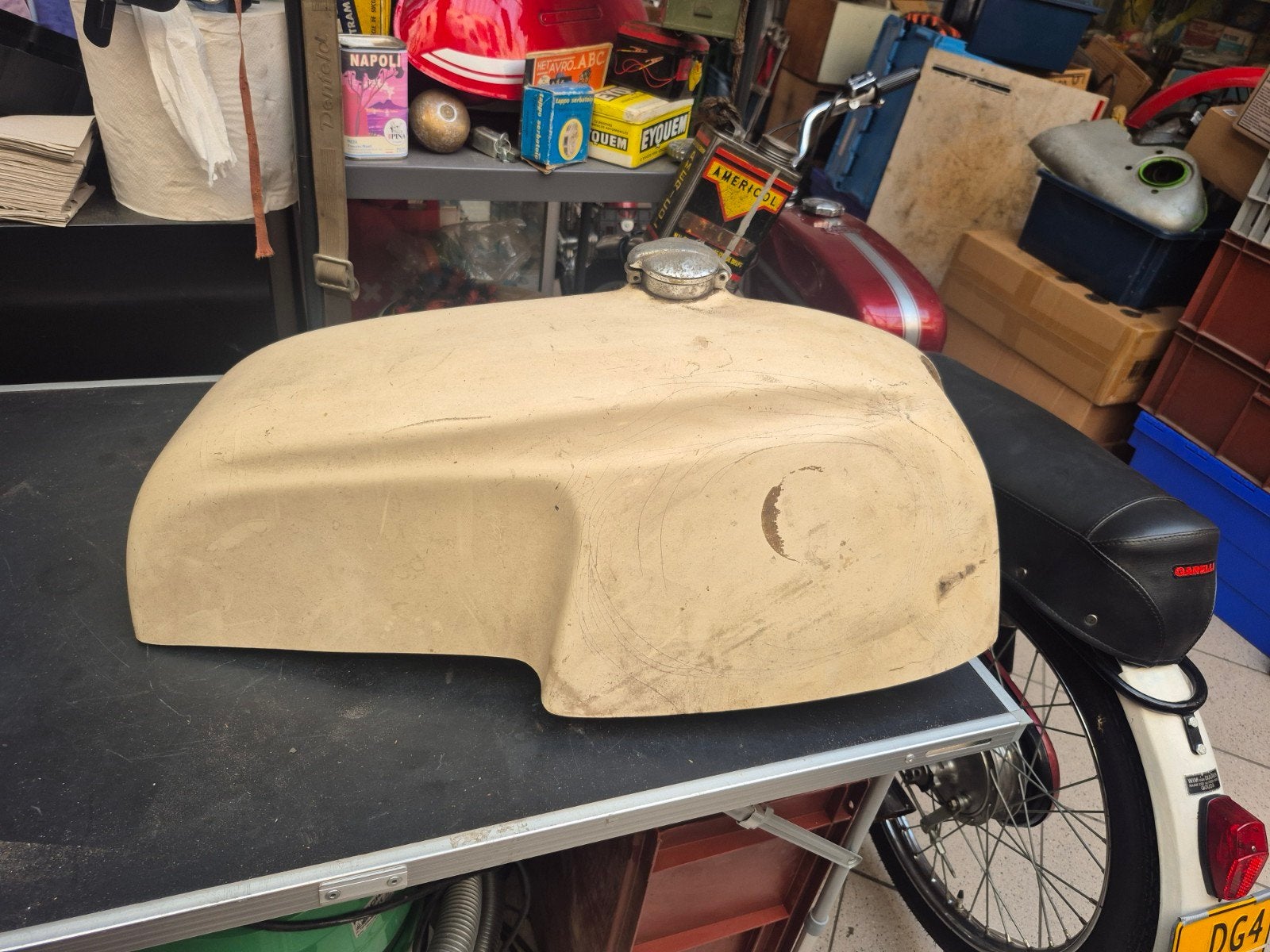 Caferacer tank matchless?, Ophalen of Verzenden