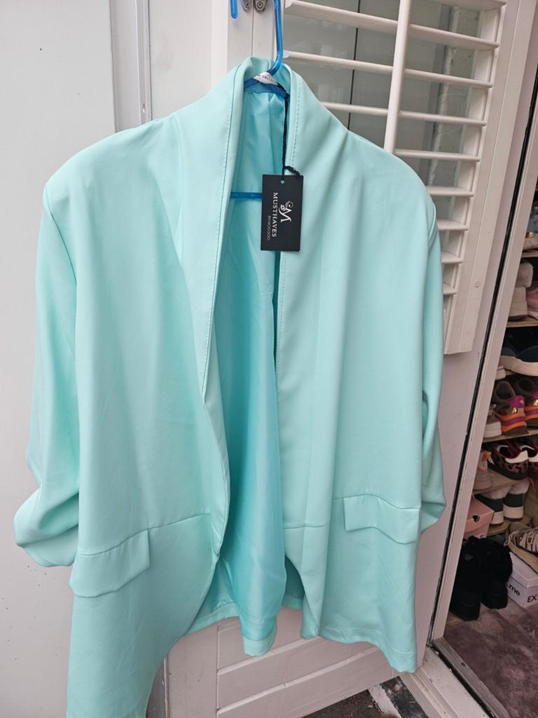 Colbertje  nieuw mint 44 46, Kleding | Dames, Huispakken, Ophalen of Verzenden, Nieuw, Maat 42/44 (L), Groen