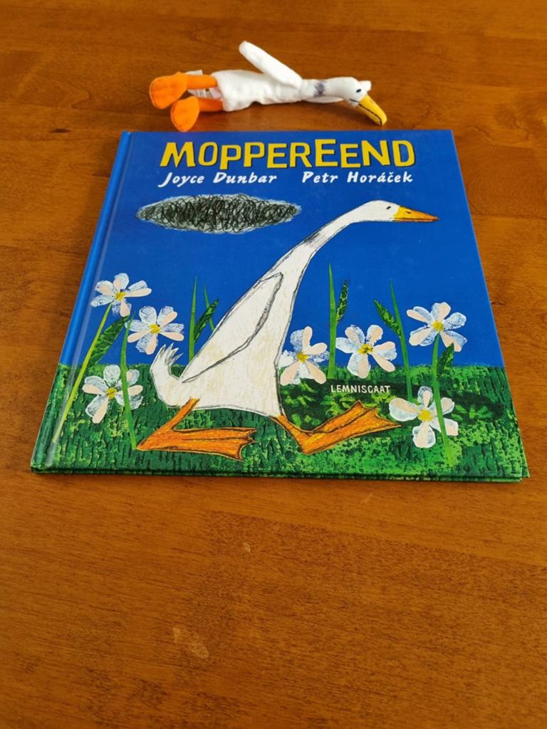 Joyce Dunbar - Moppereend, Ophalen of Verzenden, Zo goed als nieuw, Joyce Dunbar
