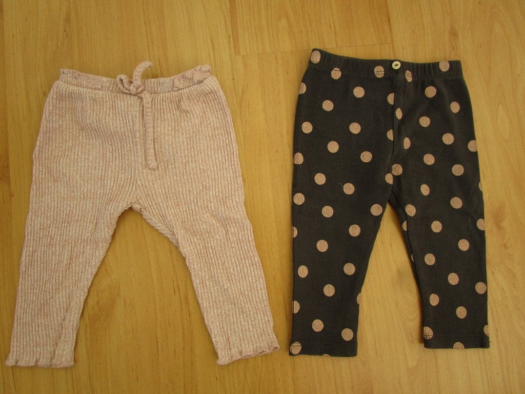 Zara - twee leuke broekjes maat 74, Kinderen en Baby's, Babykleding | Maat 74, Broekje, Meisje, Ophalen of Verzenden, Zo goed als nieuw