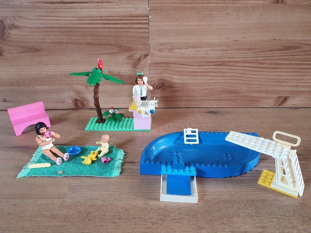 Belville lego zwembad, Inclusief minifiguren, Gebruikt, MOC (eigen creatie), Overige thema's