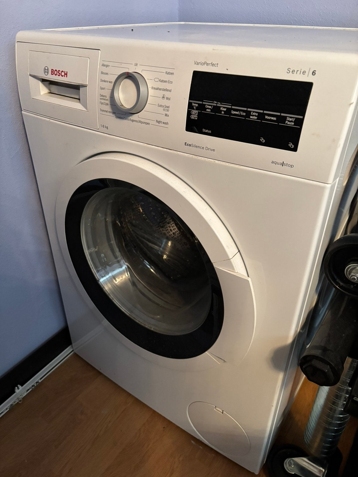 Bosch wasmachine serie 6 1400 toeren 8kg, Witgoed en Apparatuur, Ophalen, Zo goed als nieuw, 1200 tot 1600 toeren, 85 tot 90 cm
