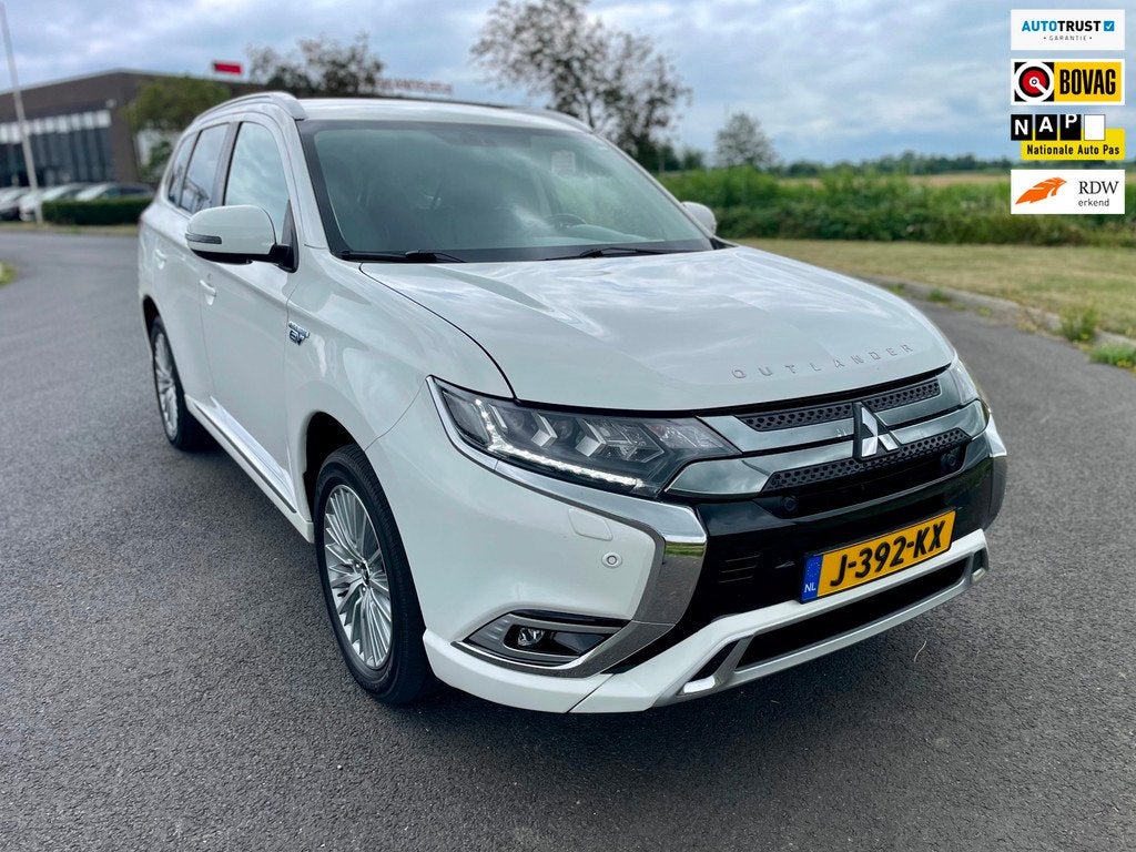 Mitsubishi Outlander 2.4 PHEV Intense Aut, Cam, Stoelverw, C, Auto's, Mitsubishi, Automaat, 135 pk, 4 cilinders, 1865 kg